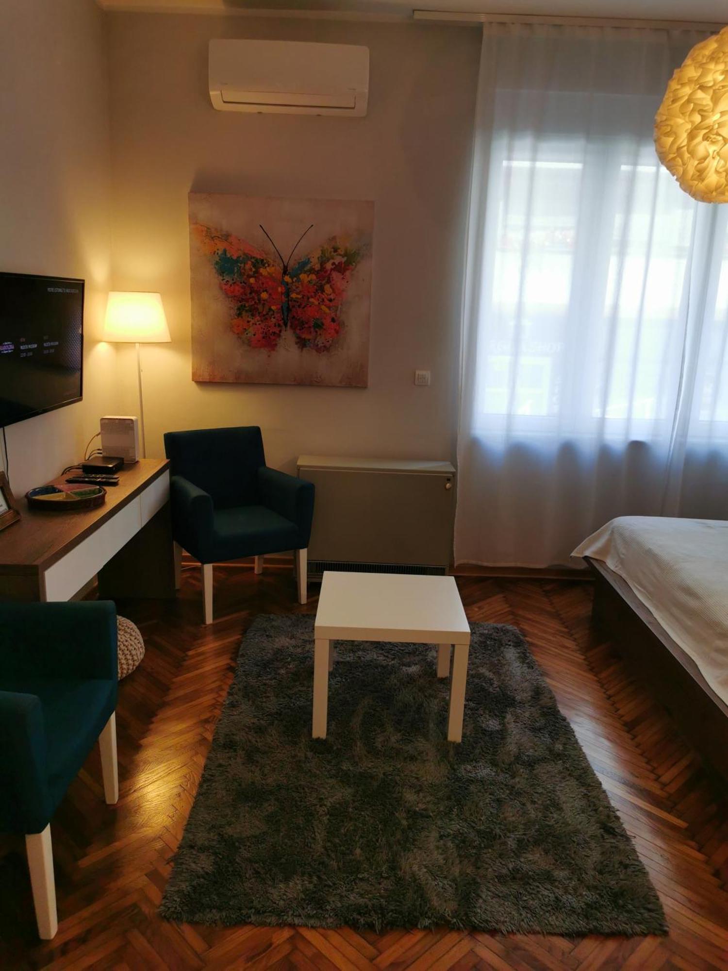 Apartman Jovana 2 贝尔格莱德 外观 照片